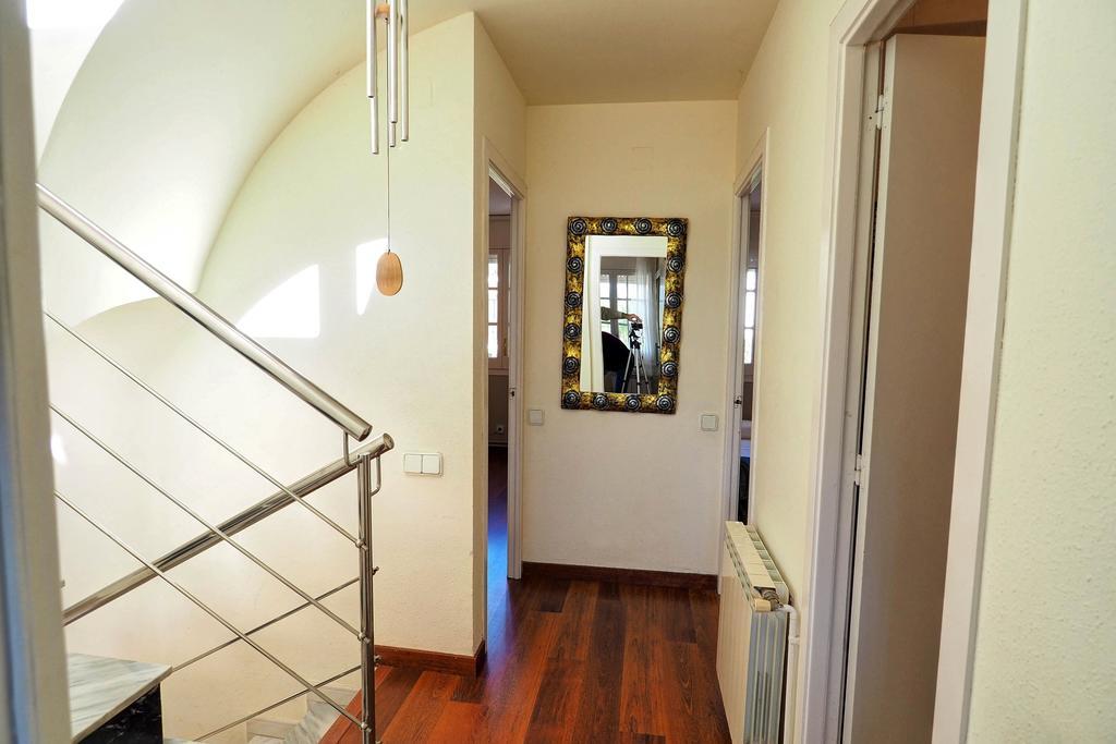 Sunny Triplex By Hello Homes Feriehus